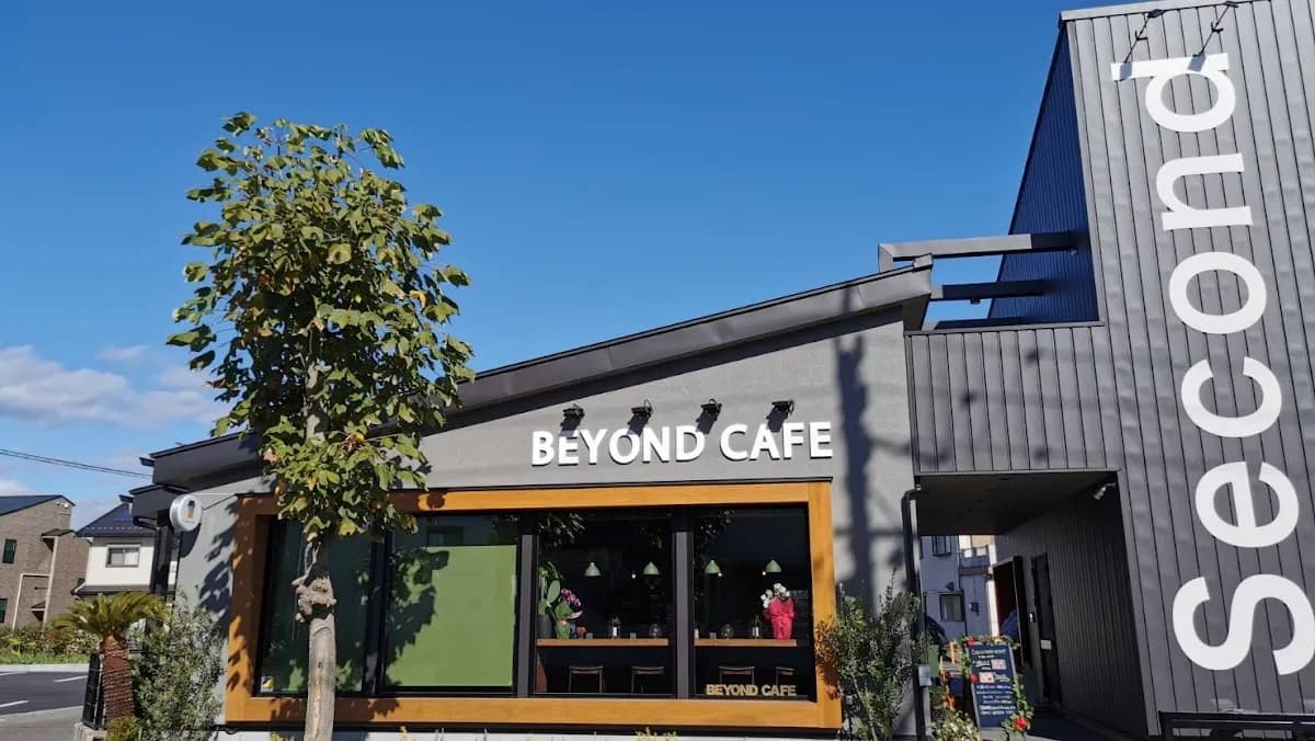 BEYOND CAFE