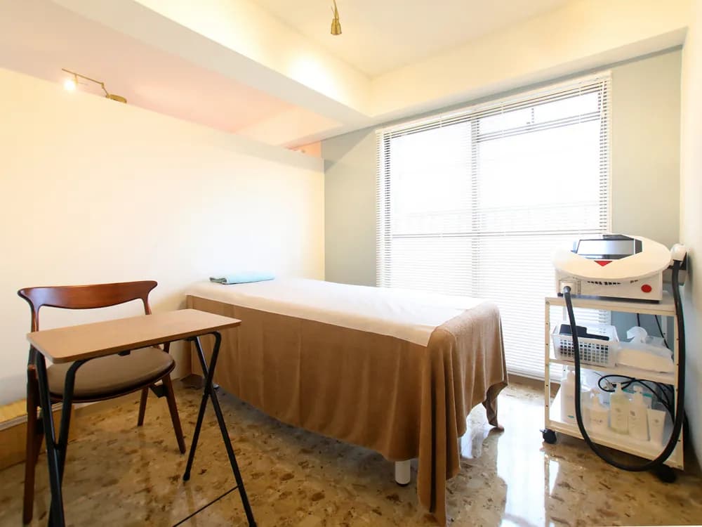 ALMO vio specialty salon