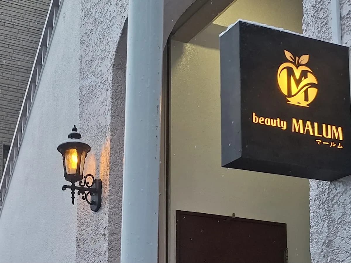 beauty MALUM 【マールム】