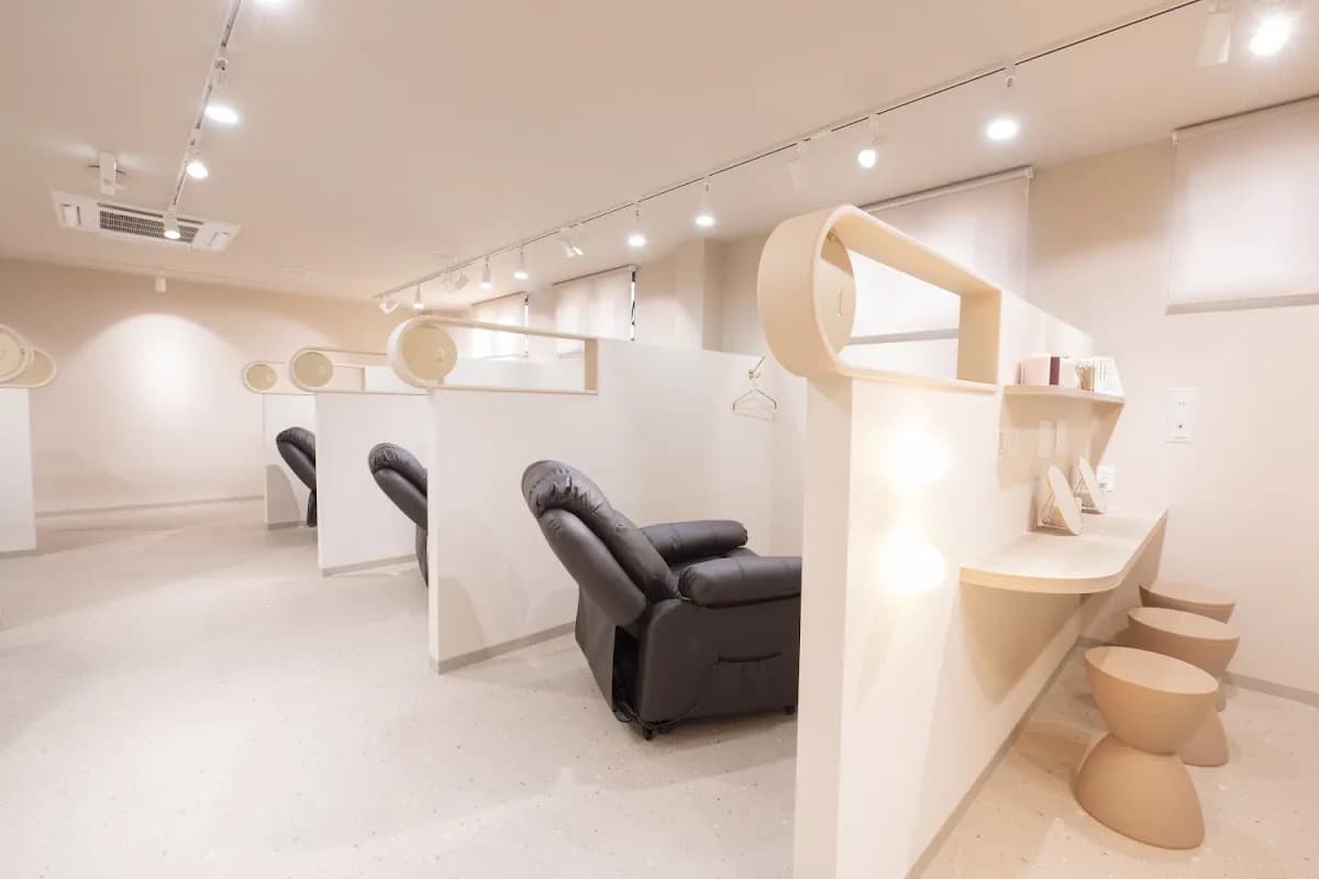 nuit（ニュイ）浦和店