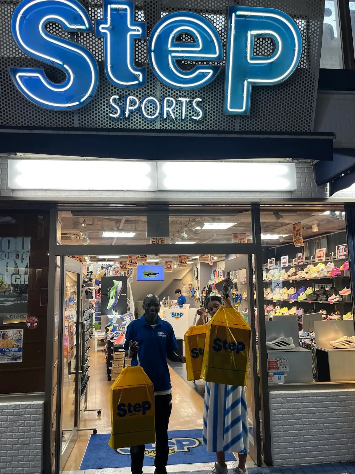 ステップスポーツ 大阪店