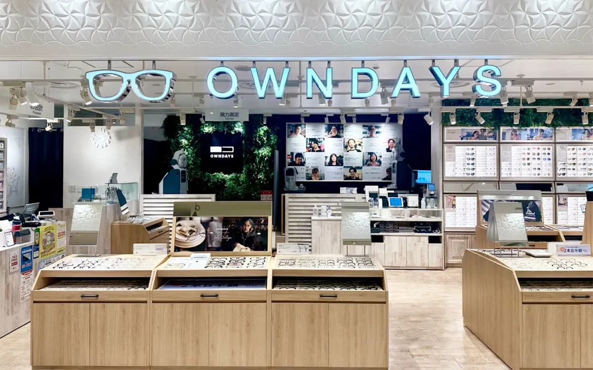 OWNDAYS 阪急三番街店