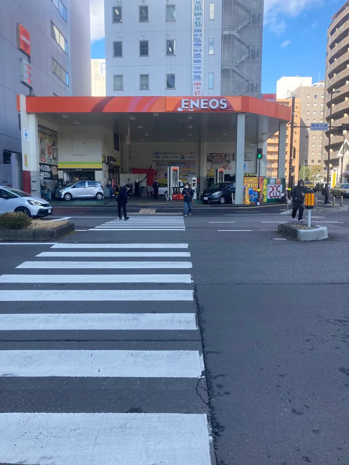 ENEOS Dr.Drive仙台東口店／カメイ（株）カーライフ事業部