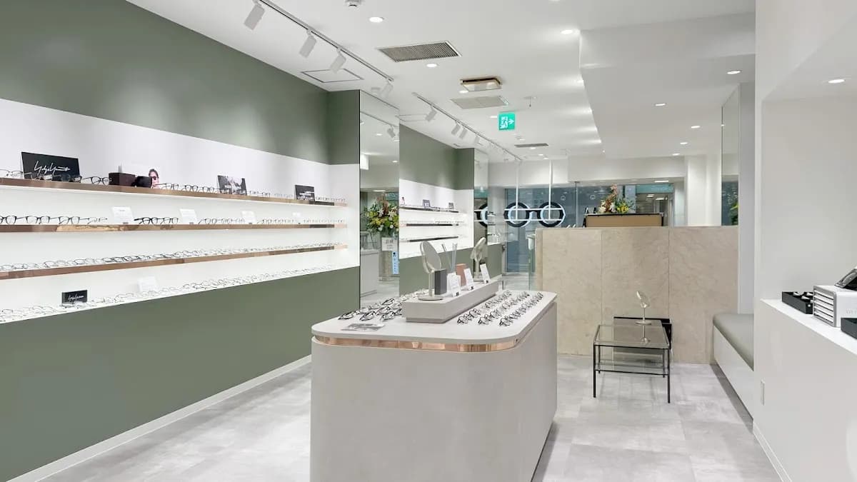 オーマイグラス 広島店