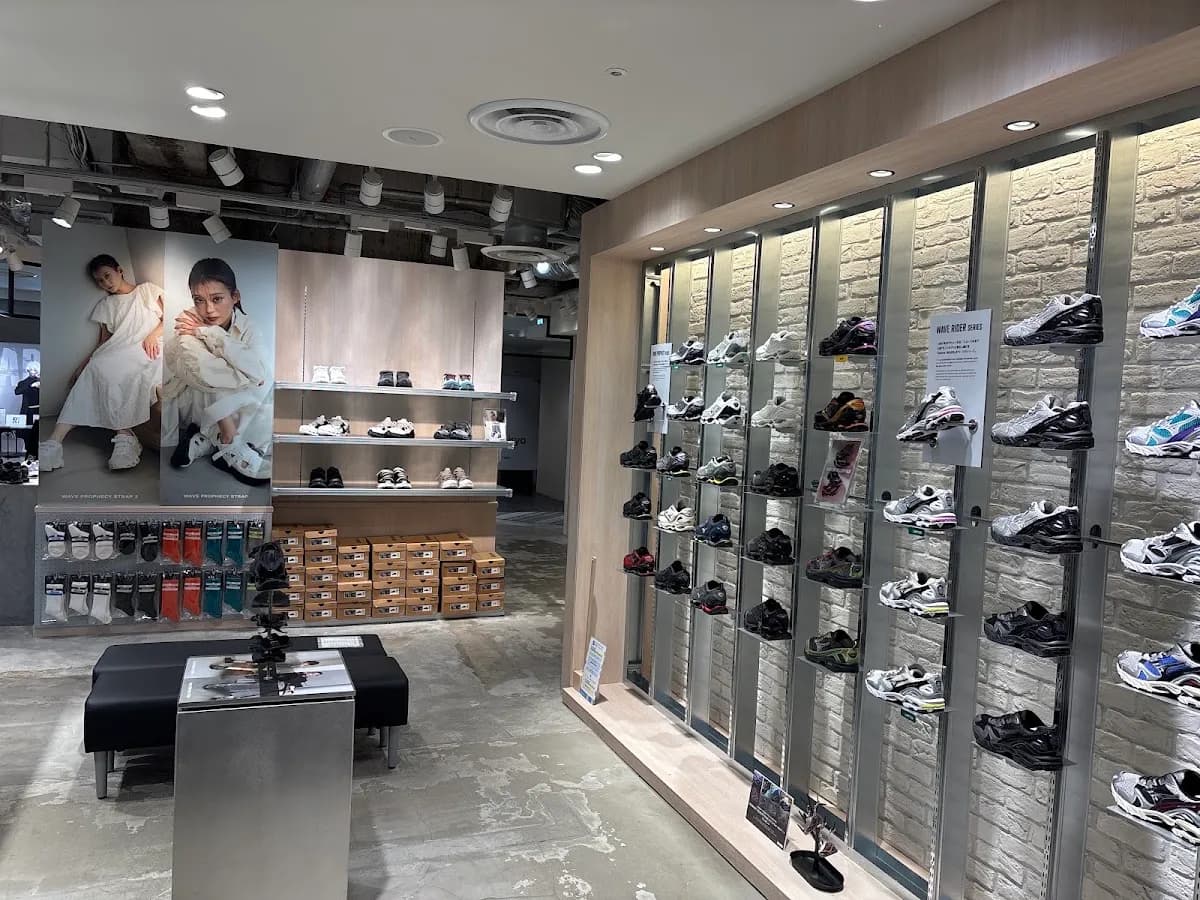 MIZUNO SPORTSTYLE LUMINE EST SHINJUKU POP-UP｜ミズノスポーツスタイルルミネエスト新宿POP-UP