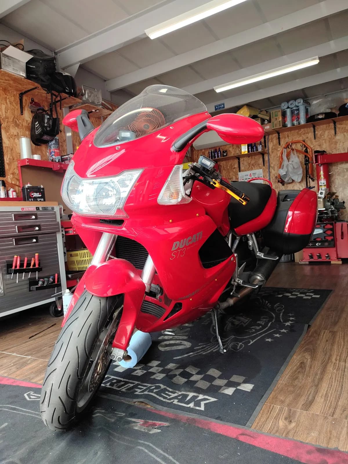 バイクショップ MOTOALBA (モトアルバ)
