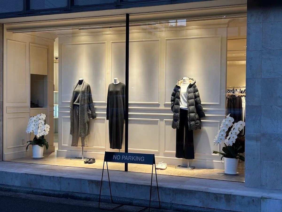インポートセレクトショップ イビサ