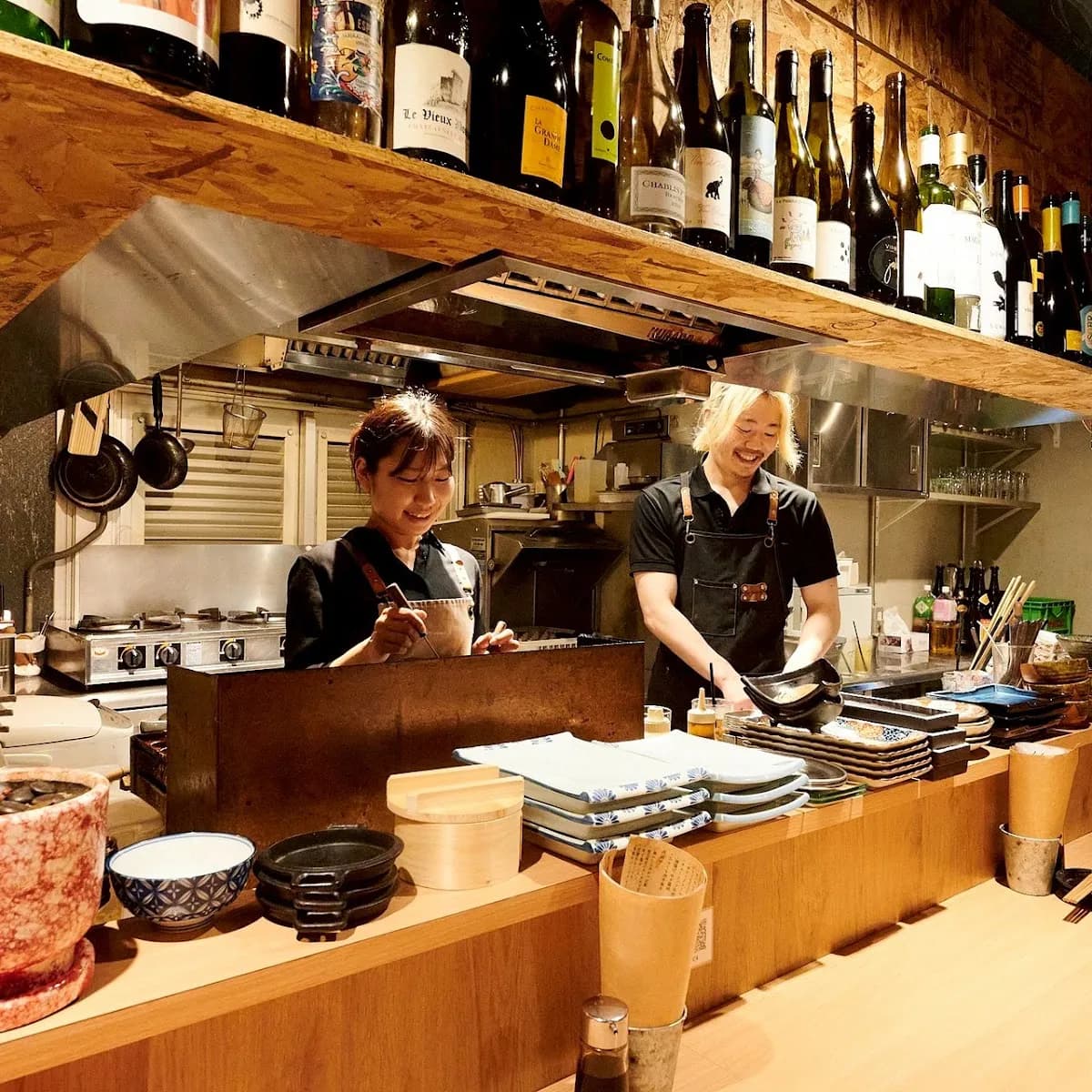 大衆酒場プラスオオサカ