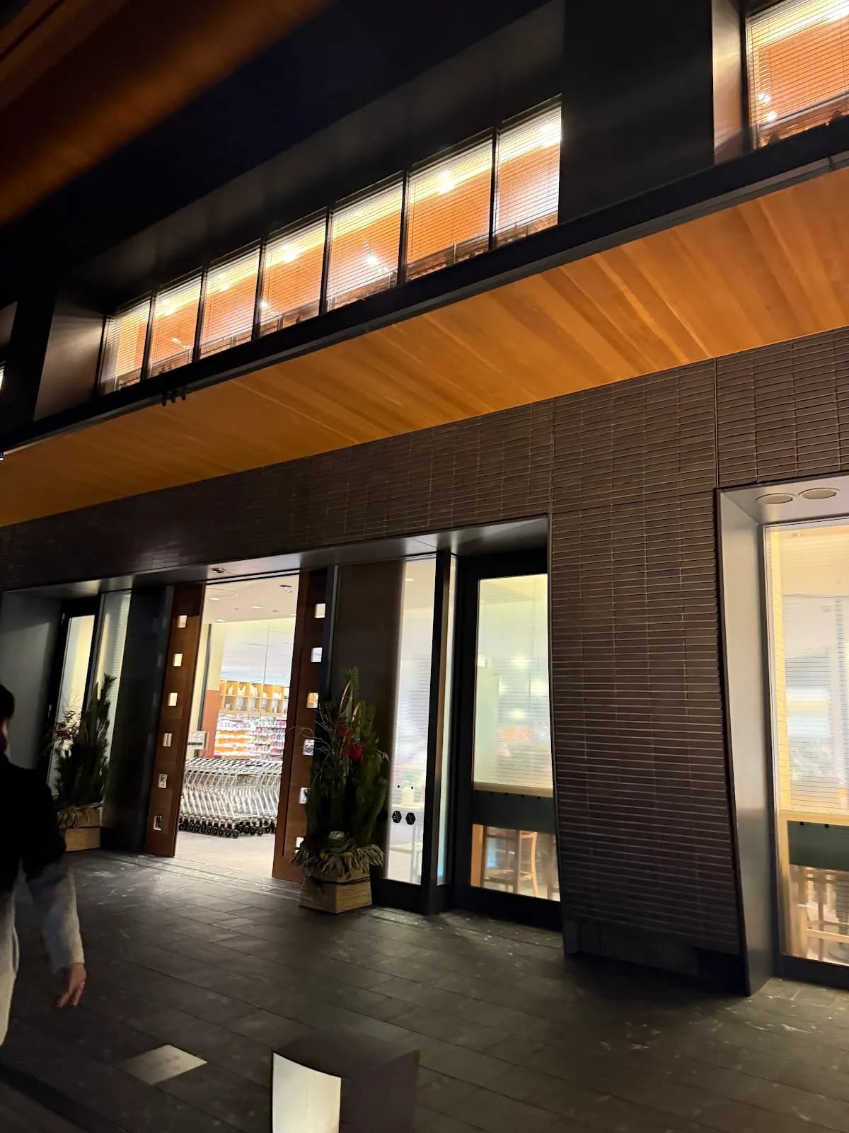 アンジェ・ボン・ルパス 烏丸店