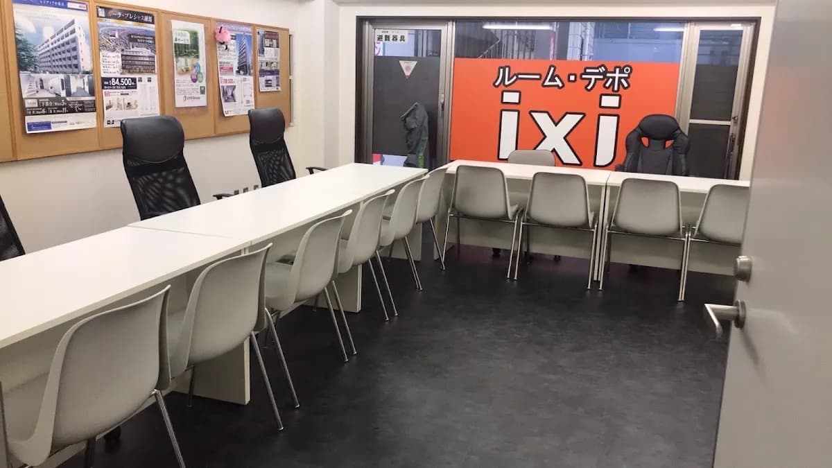 株式会社EXIA R.select新宿東口店