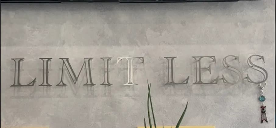 株式会社LIMITLESS