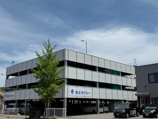 (株)冨士タクシー なるわ営業所