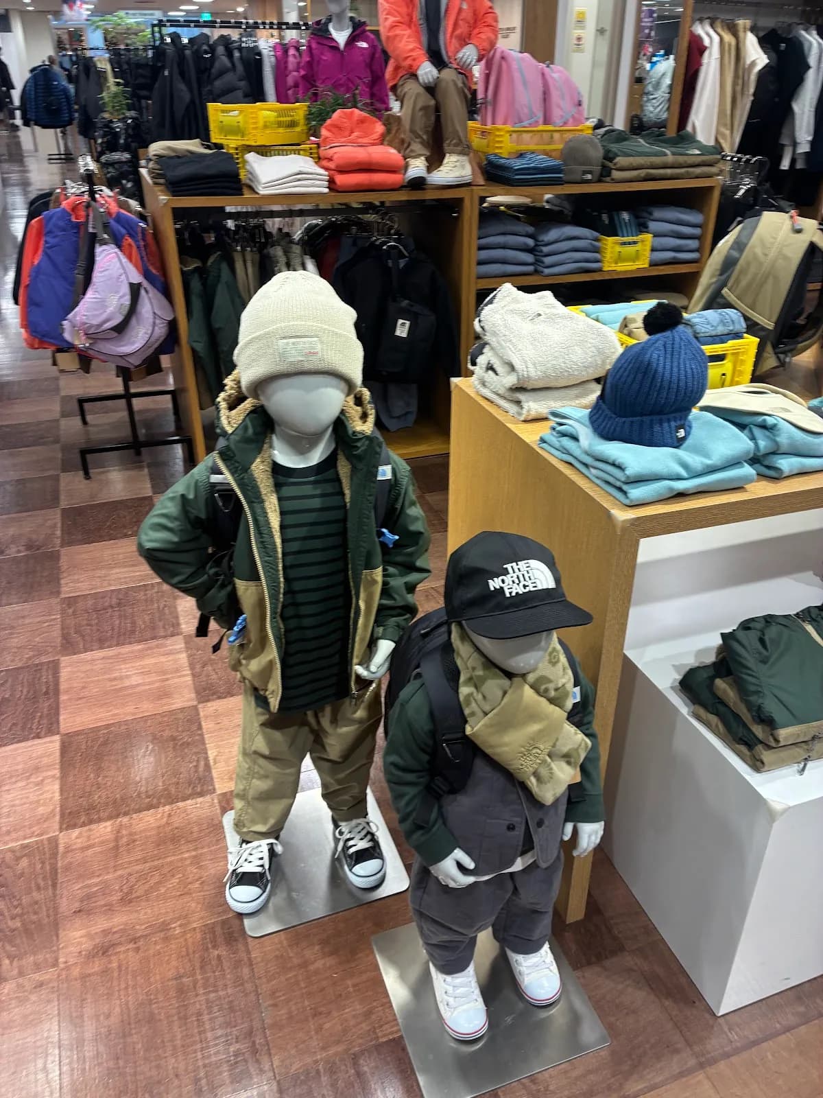 （株）鶴屋百貨店本館５階アウトドア