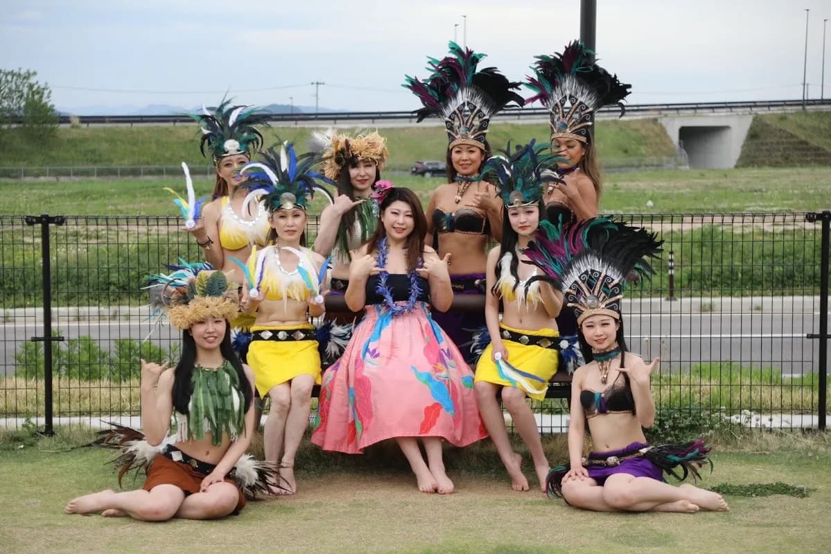momona HULA STUDIO