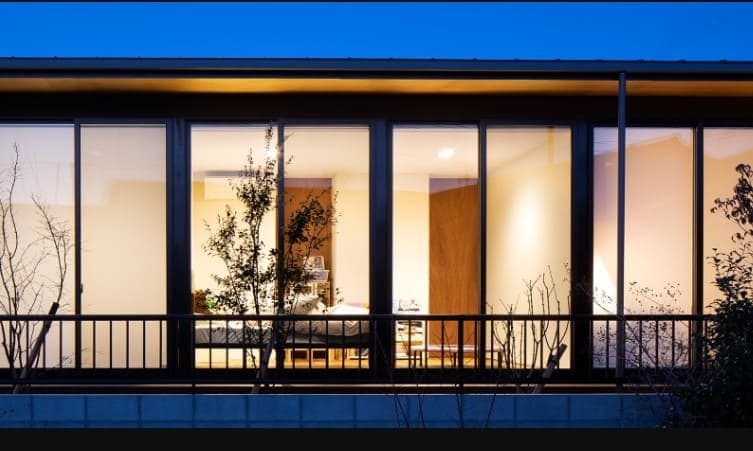 建築屋