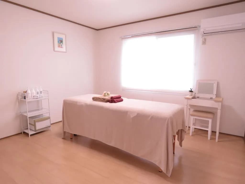 Beauty Salon hana リンパ マッサージ