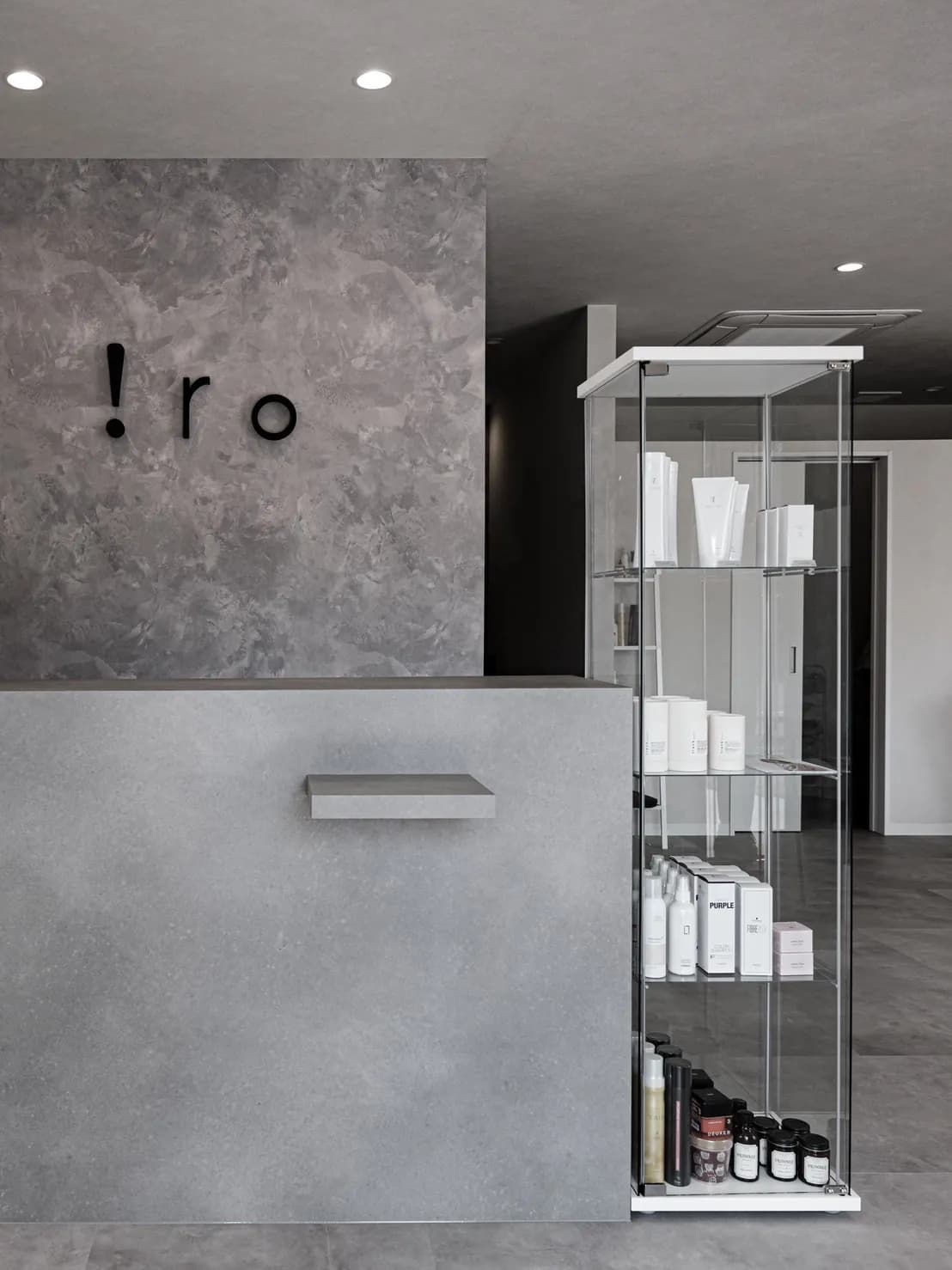 Hair&beauty iro(ヘアアンドビューティ イロ)