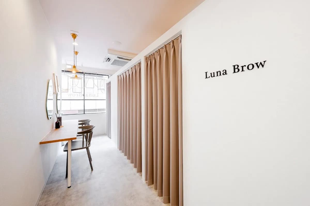 まつげパーマ・眉毛の専門店 Luna Brow 京橋店【ルナブロウ】