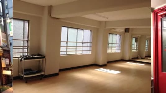 Studio Y ダンス&フィットネス スタジオ