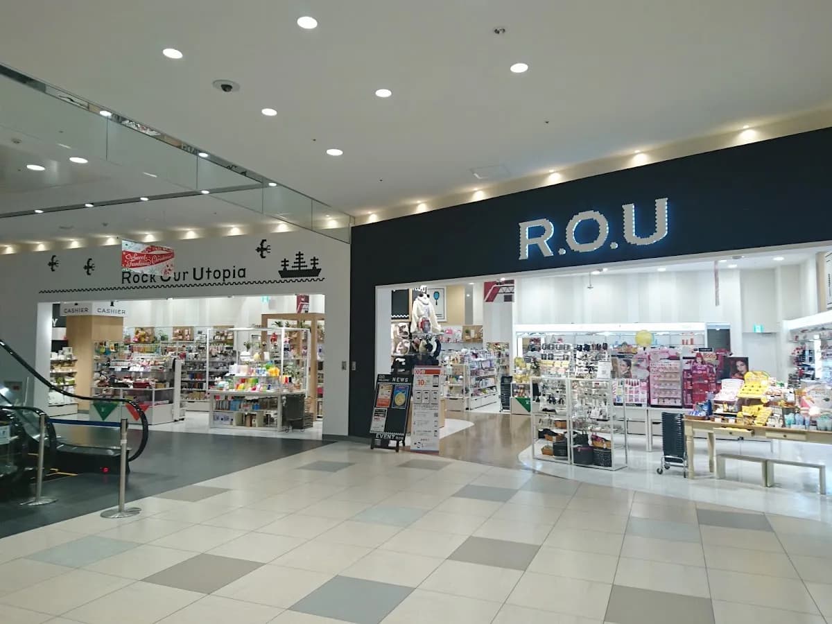 R.O.U マークイズ 静岡店