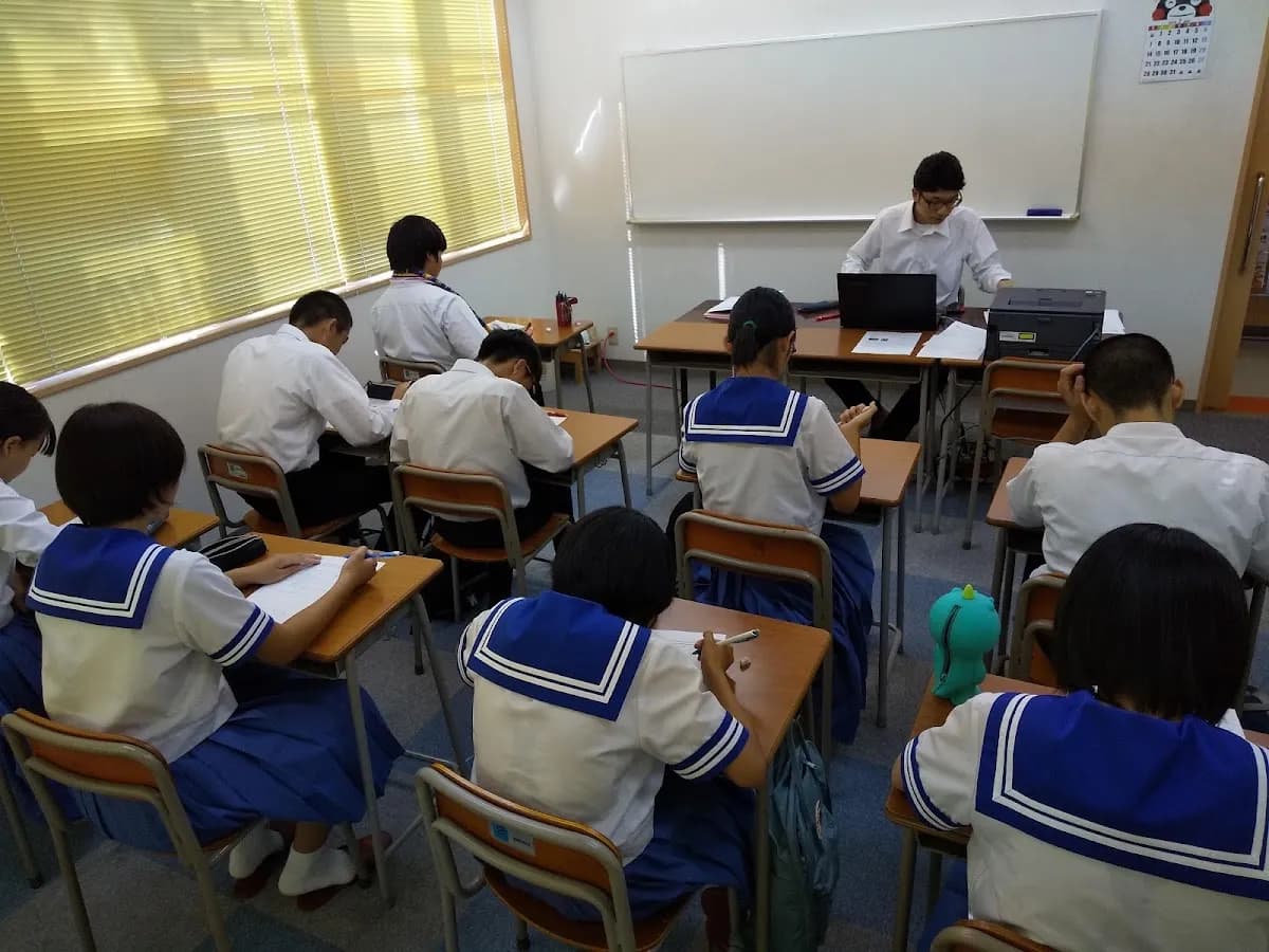 学習塾 徳進館
