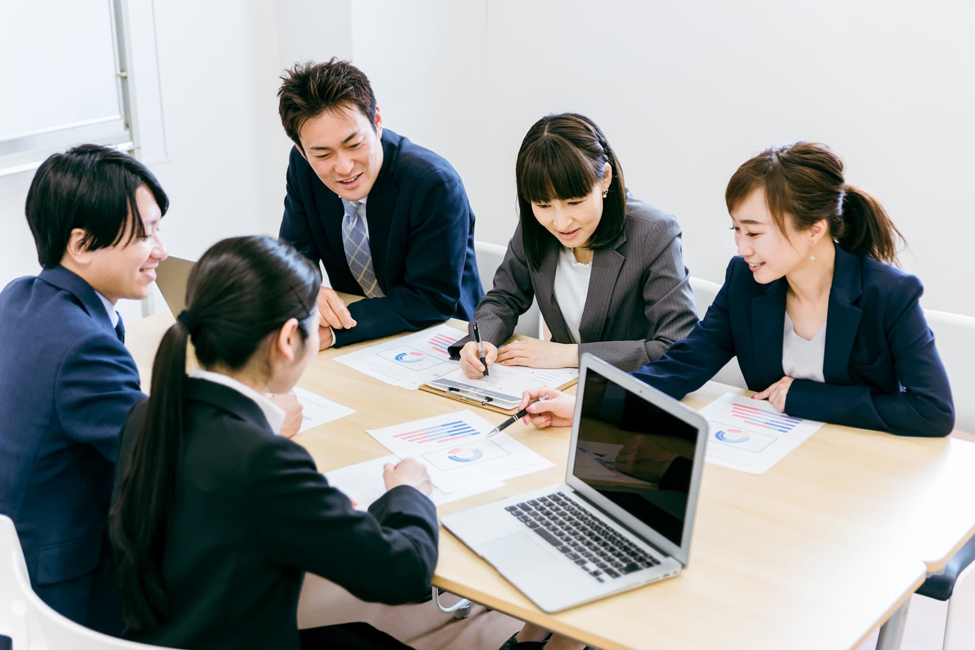 株式会社エストック